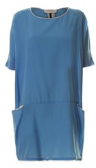 Pieszak - Journey Dress - Strålende blå oversize kjole med lys kontrast