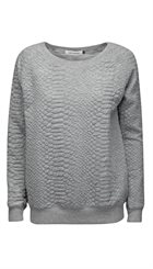 Sofie Schnoor - S154243 - Blød snake-quiltet lysegrå sweatbluse