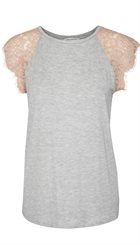 Sofie Schnoor - S161277 - Gråmeleret T-shirt med korte blondeærmer